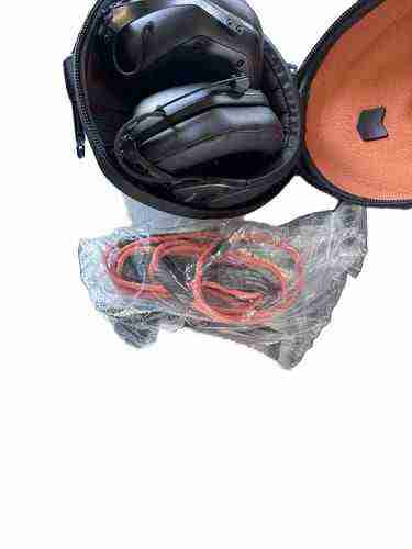 V-MODA Crossfade M-100 Master Over-Ear Studio & DJ Headphones (Matte Black) 7