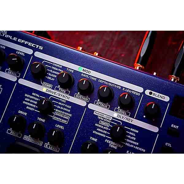 Boss ME-90B Bass Multi-Effects Processor Pedal 10