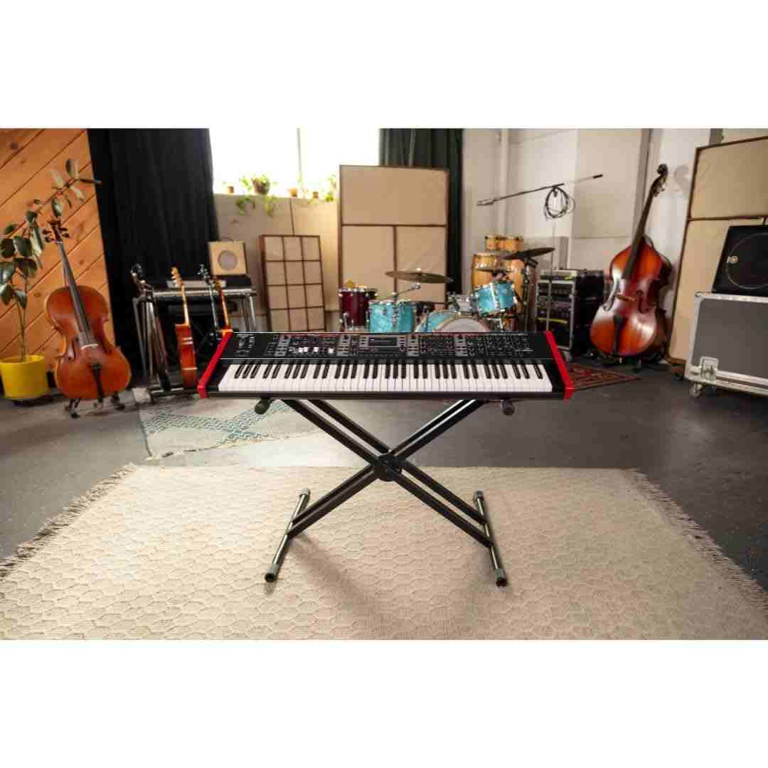 Roland V-STAGE 76-Key Semi-Weighted Digital Stage Piano 5