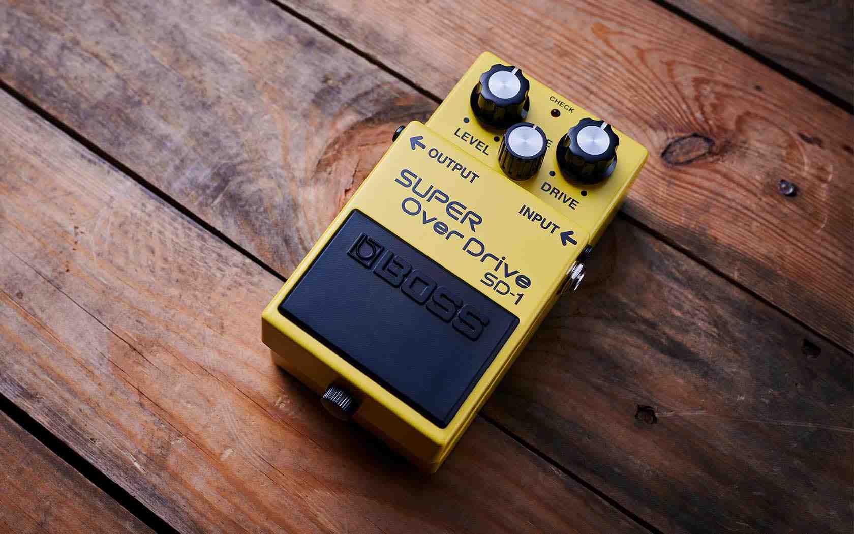 دواسة تأثيرات غيتار BOSS SD-1 Super OverDrive 5