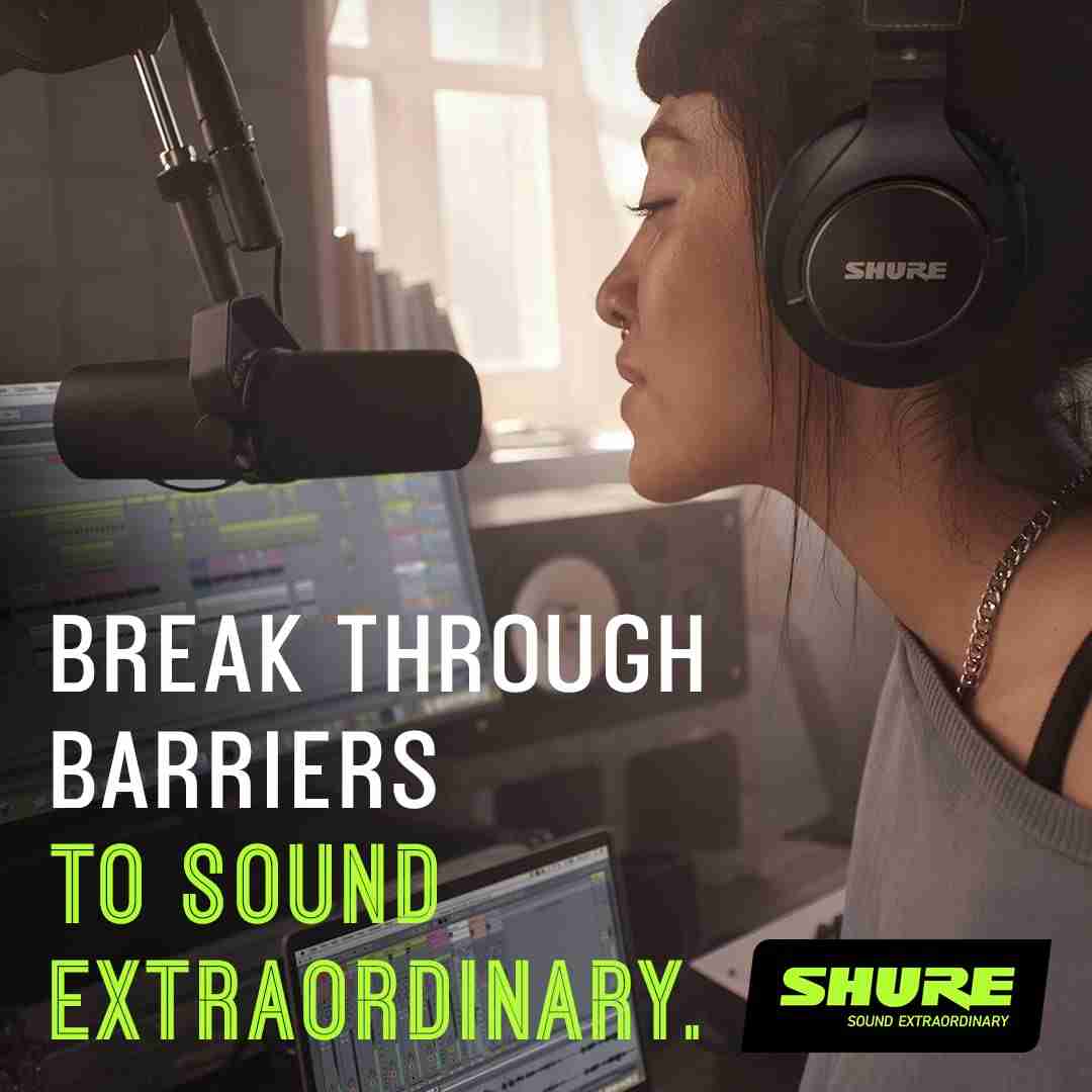 Shure SM7B Cardioid Dynamic Vocal Microphone for Podcast, Broadcast & Recording 3