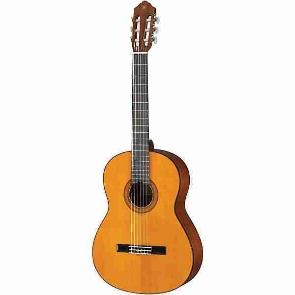 Yamaha CG102 Full-Size Classical Nylon-String Guitar with Spruce Top 3