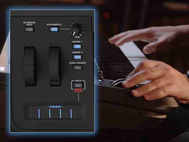 Yamaha Montage M8X 88-Key Synthesizer Music Workstation 9