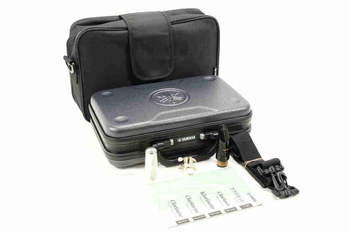 Yamaha YCL-450 Intermediate Bb Clarinet with Nickel-Plated Keys 2