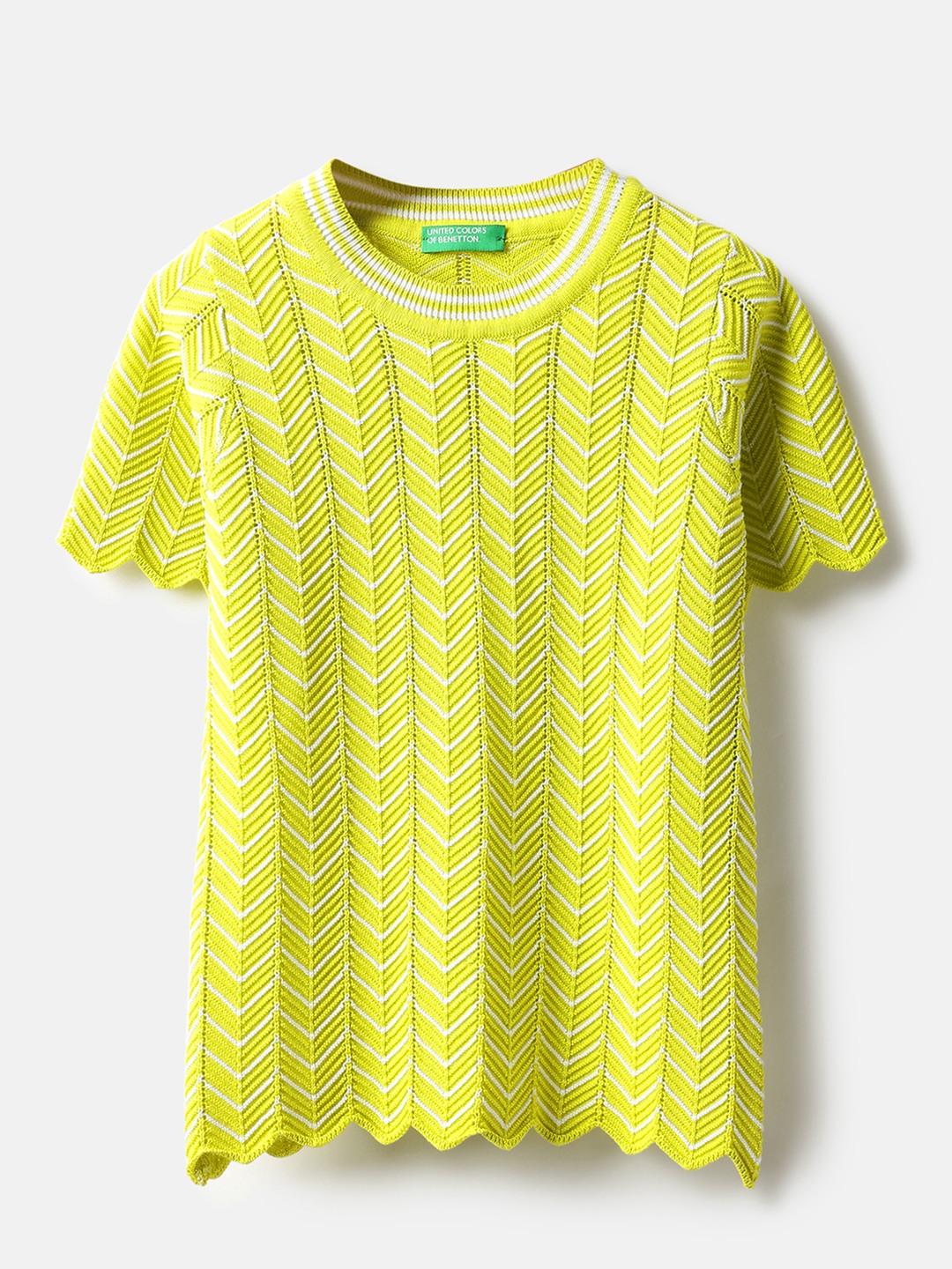United Colors of Benetton Regular Fit Round Neck Chevron Textured Top