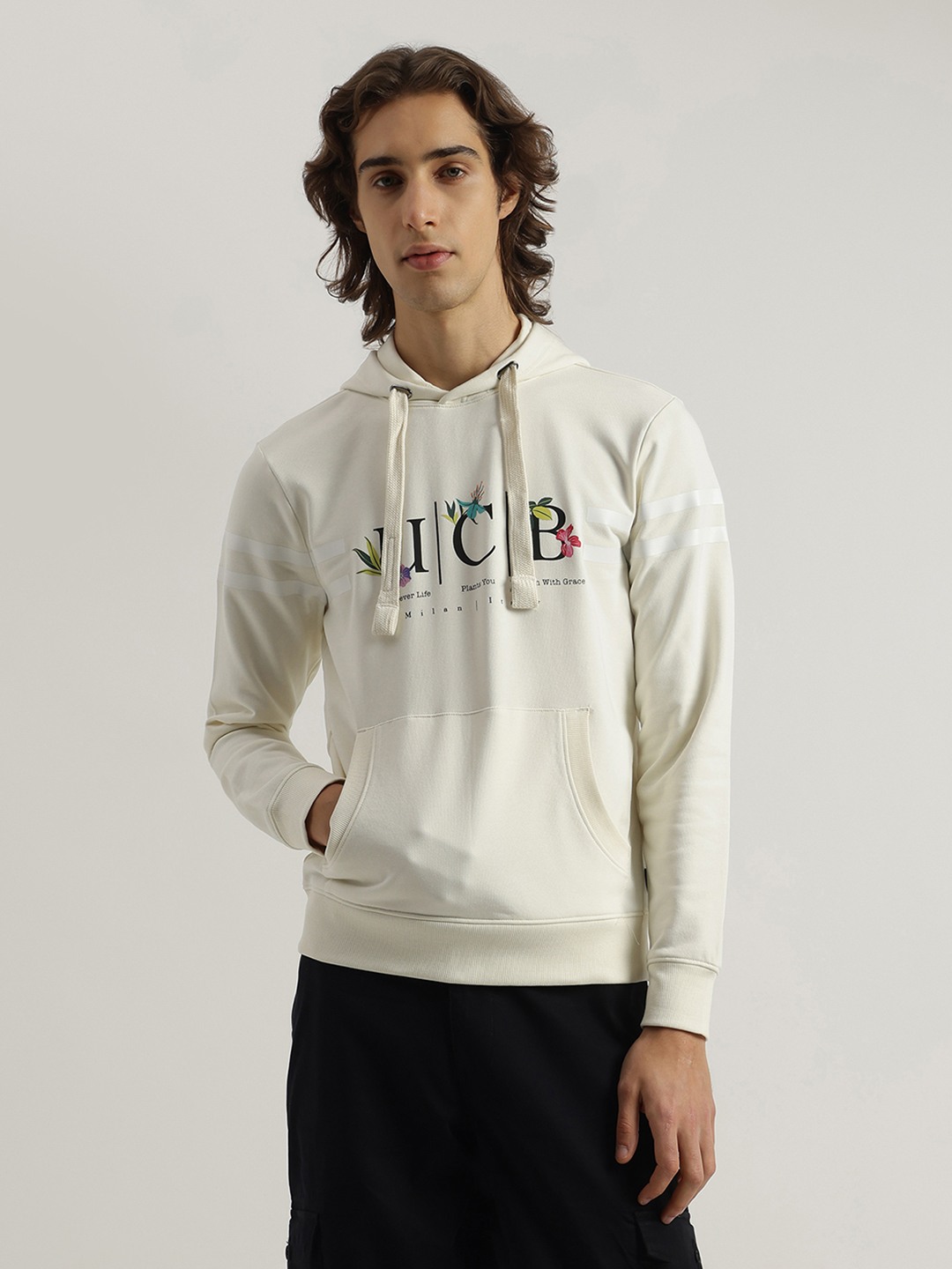 United Colors of Benetton Regular Fit Hooded Neck Printed Terry Sweatshirt