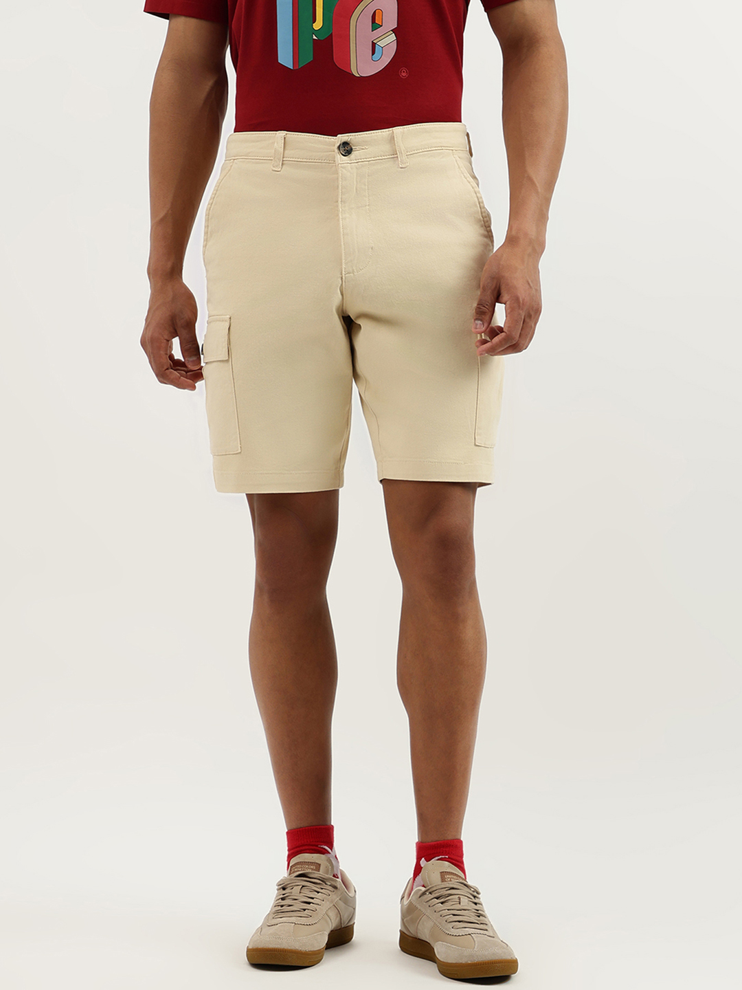 United Colors of Benetton Solid Comfort Fit Cargo Shorts