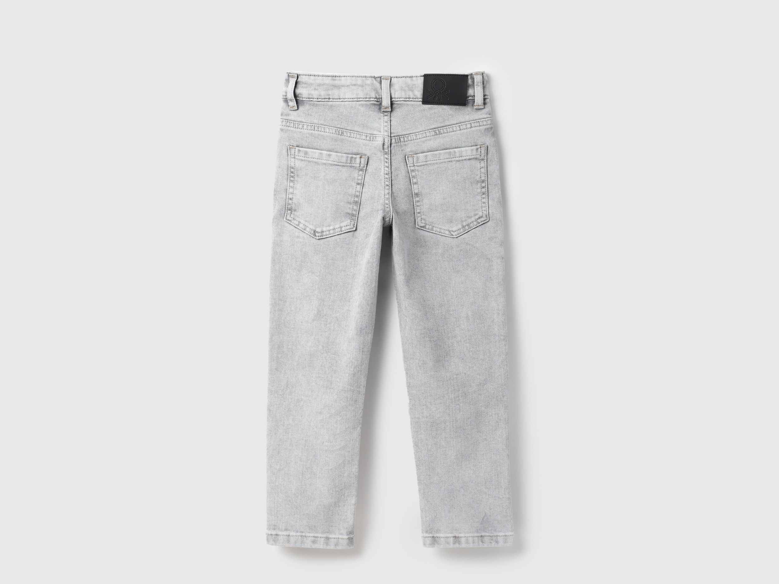 United Colors of Benetton Solid Straight Fit Washed Denim Jeans