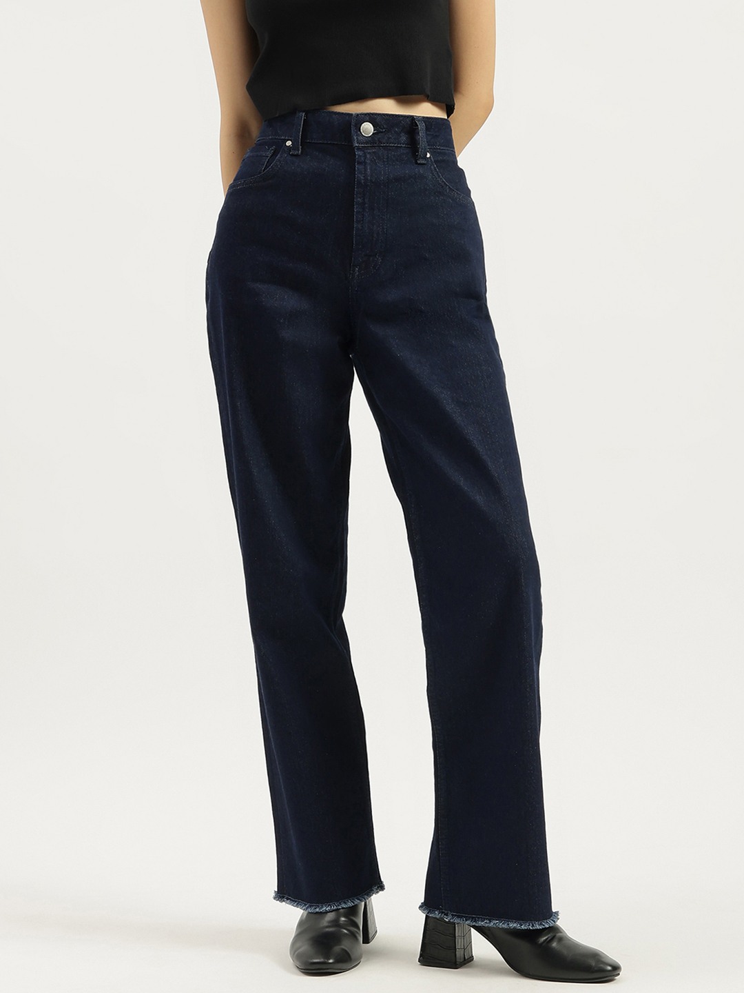 United Colors of Benetton Solid Straight Fit Jeans