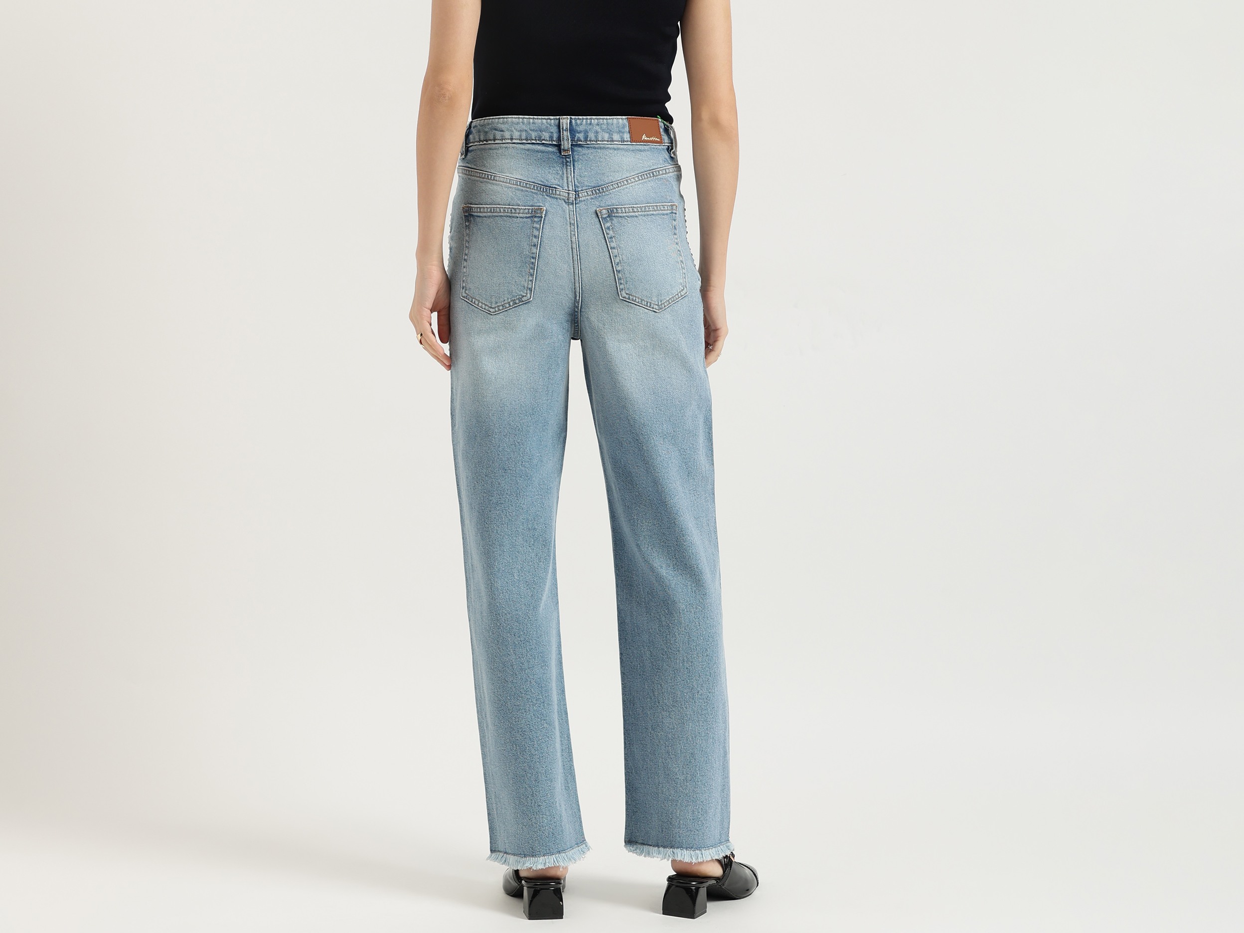 United Colors of Benetton Solid Straight Fit Studs On Side Seam Jeans