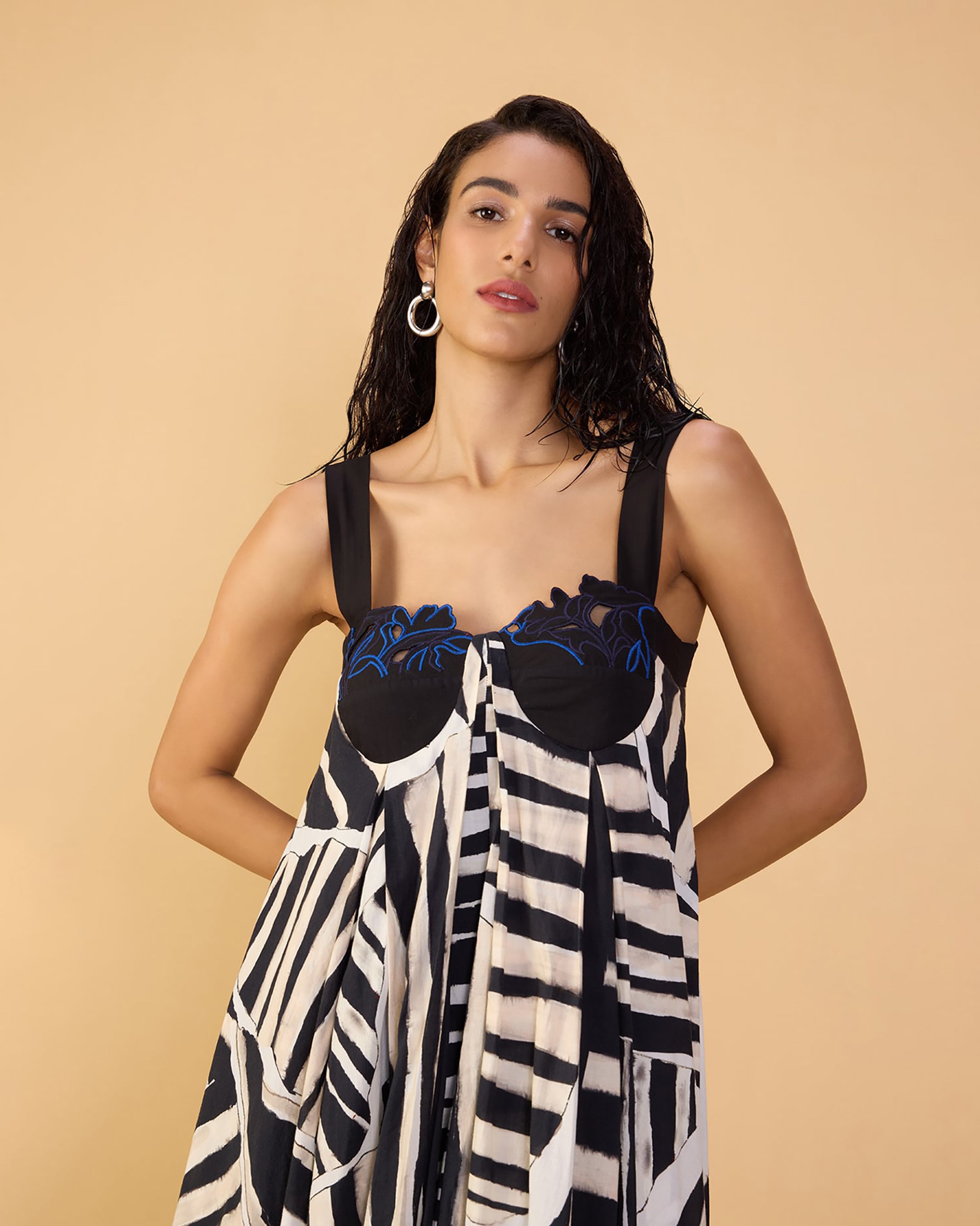 Vivi Dress