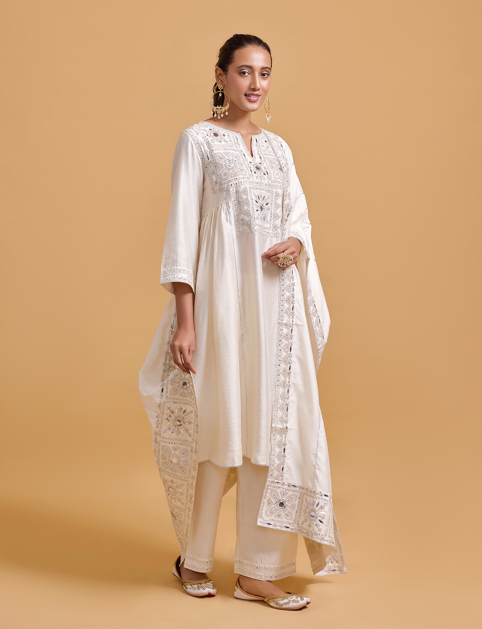 Zeenat Offwhite Gathered Kurta Set