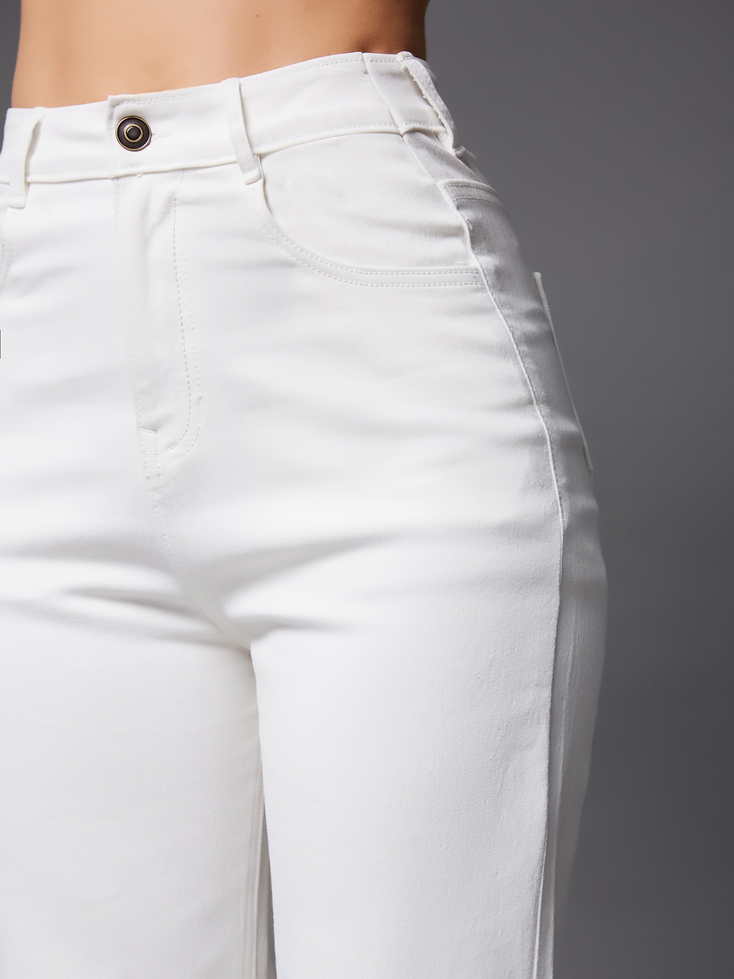 Women's White Solid Bootcut Jeans - MISS CHASE