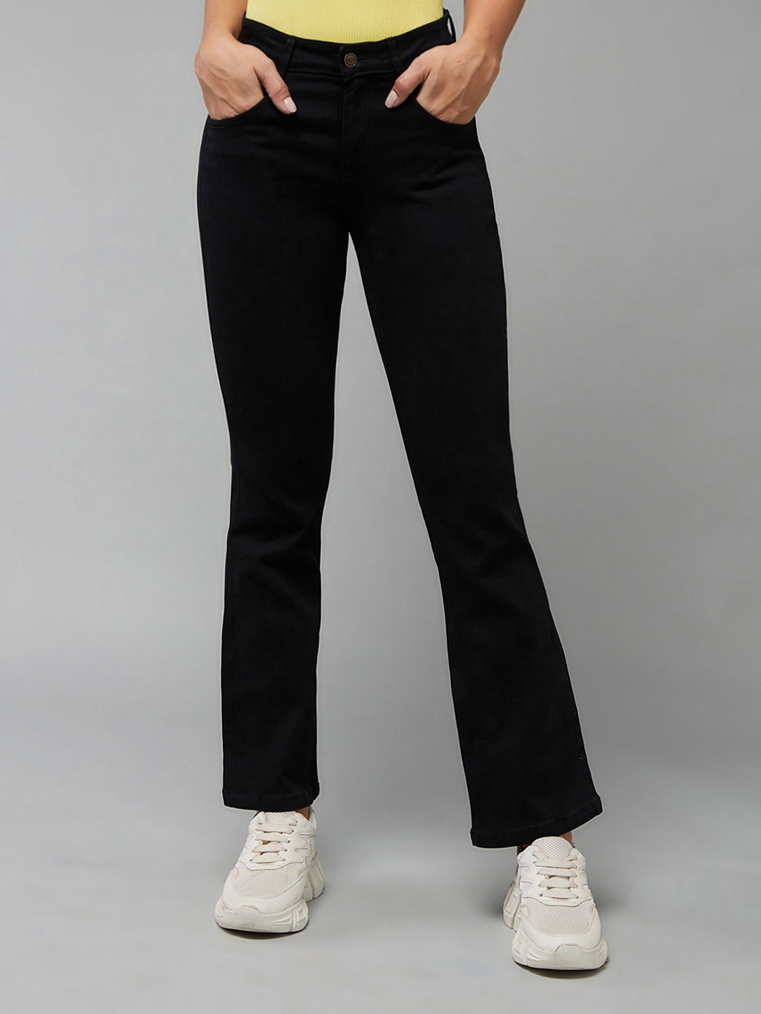 Dolce Crudo | Women's Black Wide-Leg High rise Clean look Regular Stretchable Denim Jeans