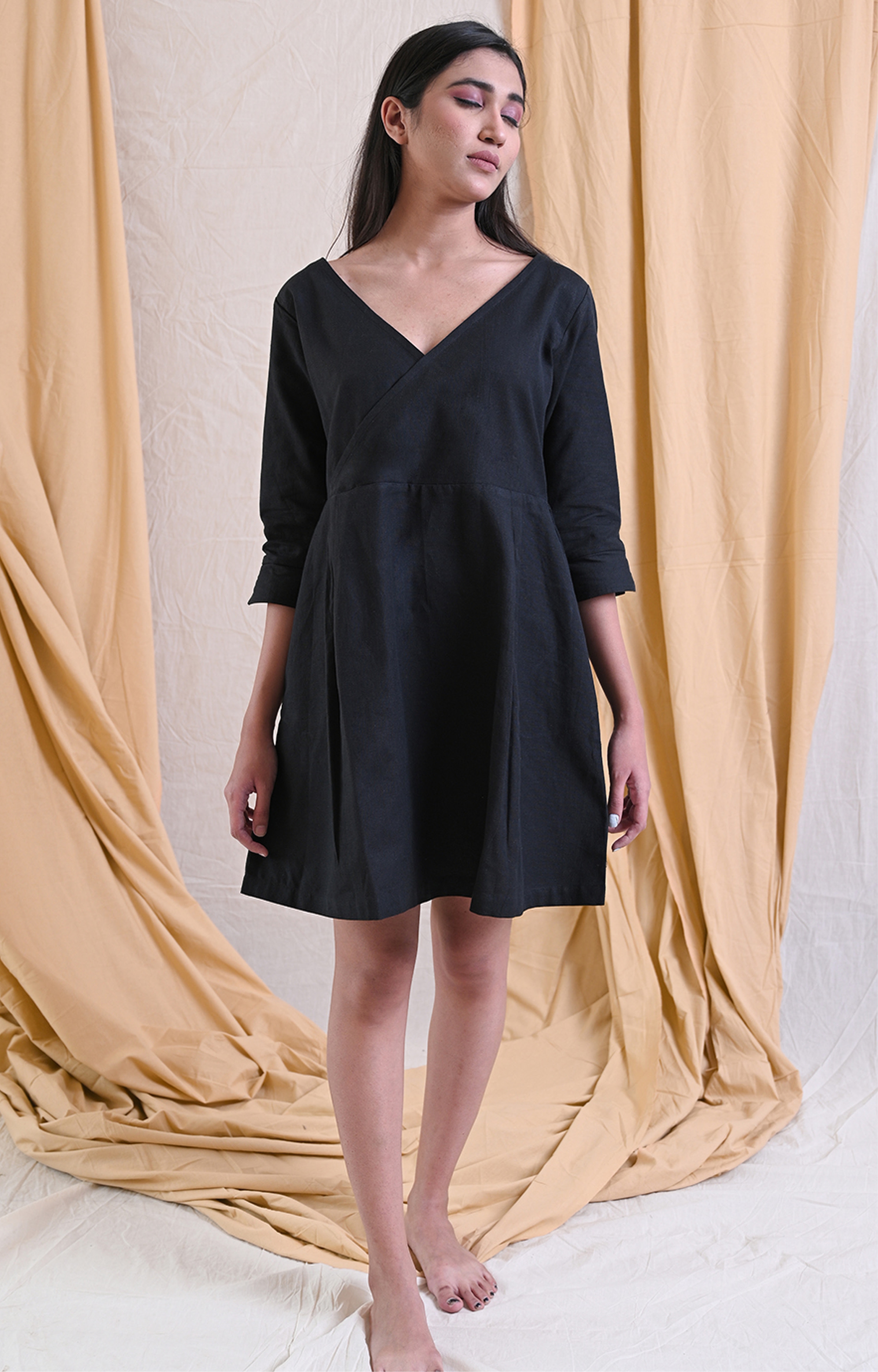 Basiclly | Back-To-Front Dress - Black undefined
