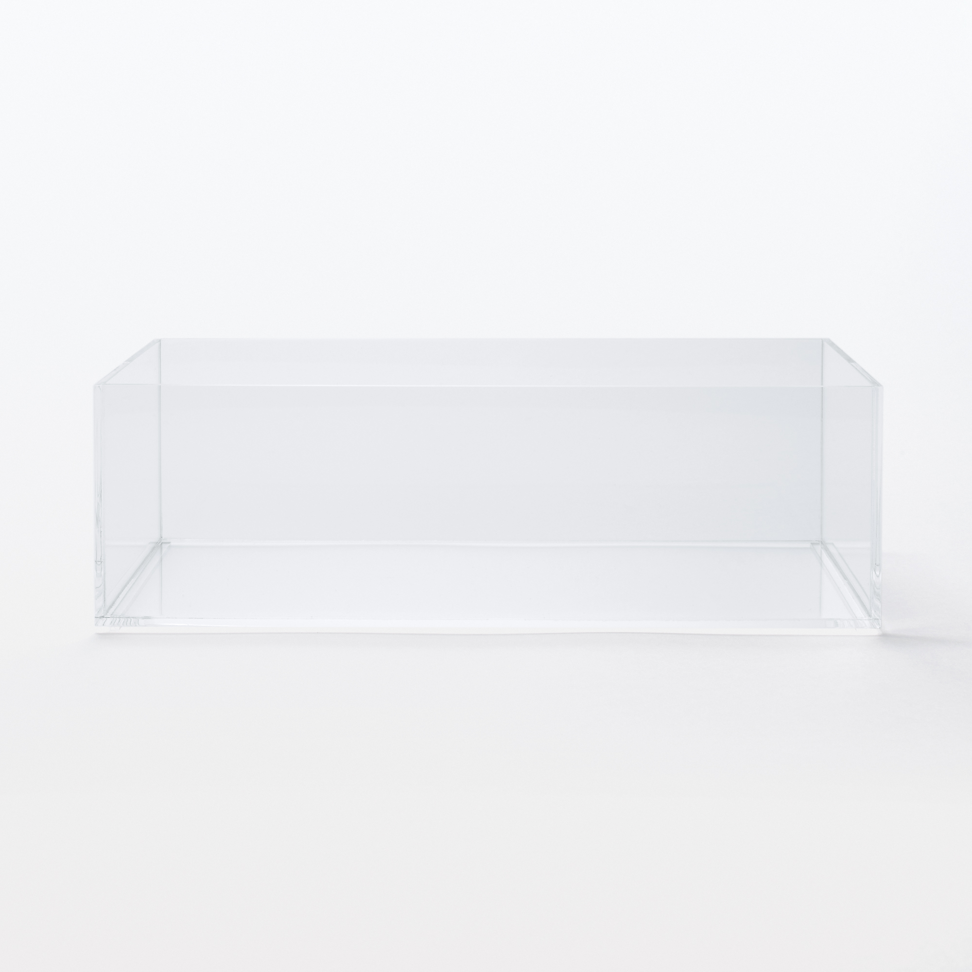 Stackable acrylic box M