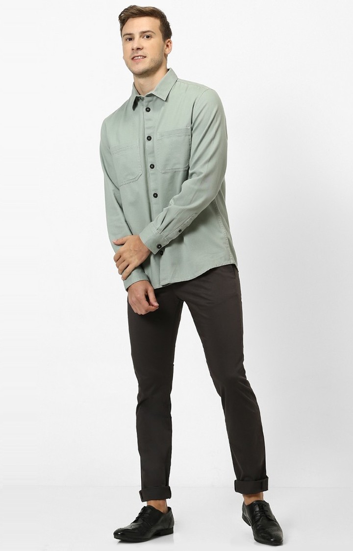 Men's Green Solid Casual Shirts