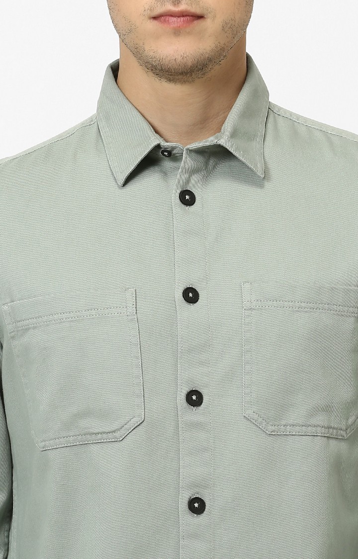 Men's Green Solid Casual Shirts