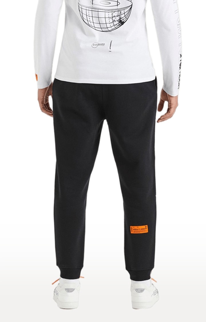 Men's Black Cotton Blend Typographic Activewear Joggers