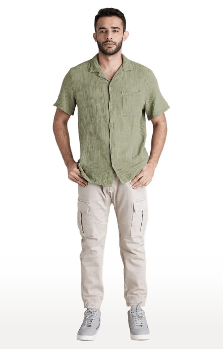 Men's Green Textured Casual Shirts