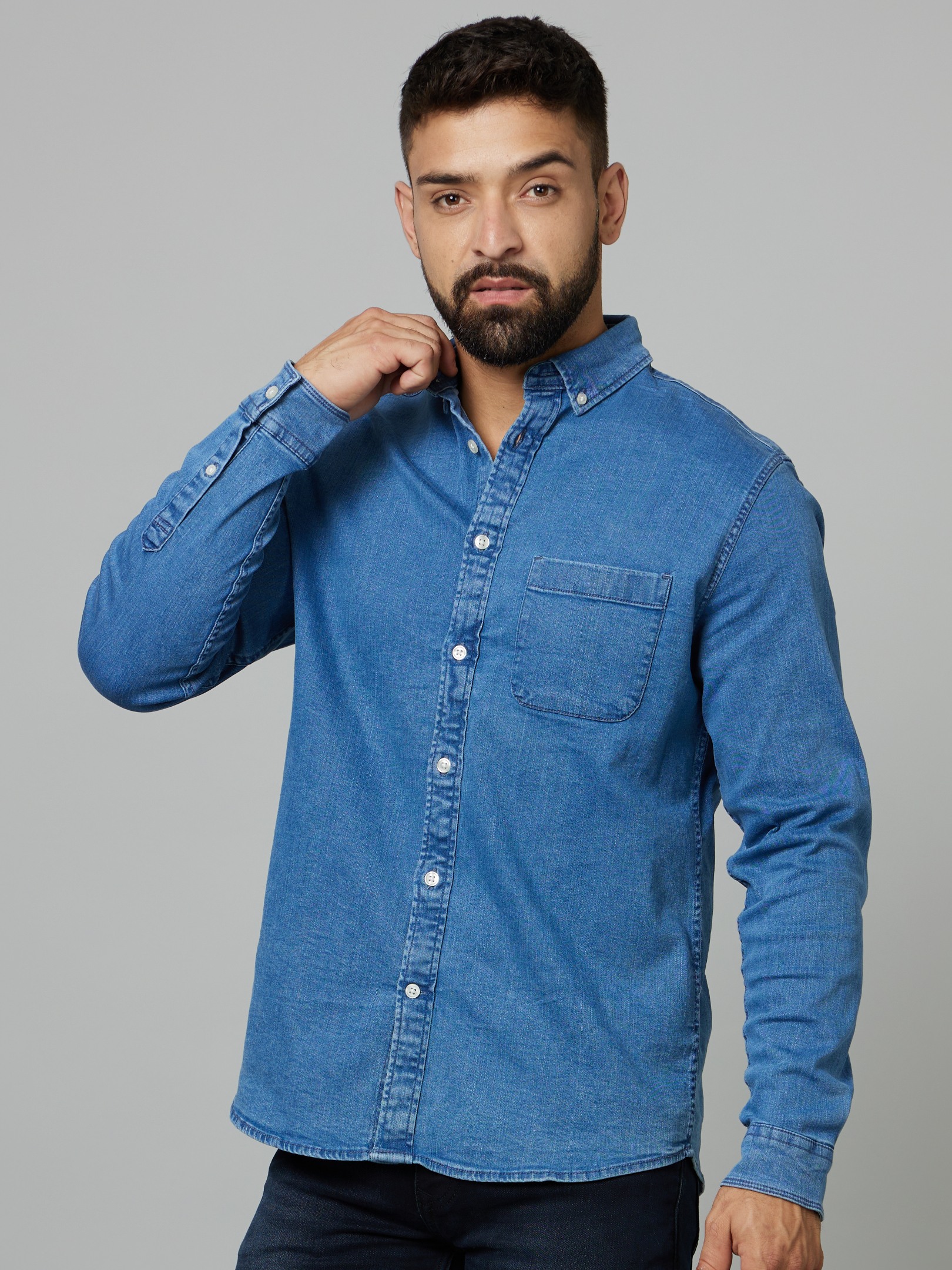 Buy Men Navy Slim Fit Solid Full Sleeves Casual Shirt Online - 709828 | Van  Heusen