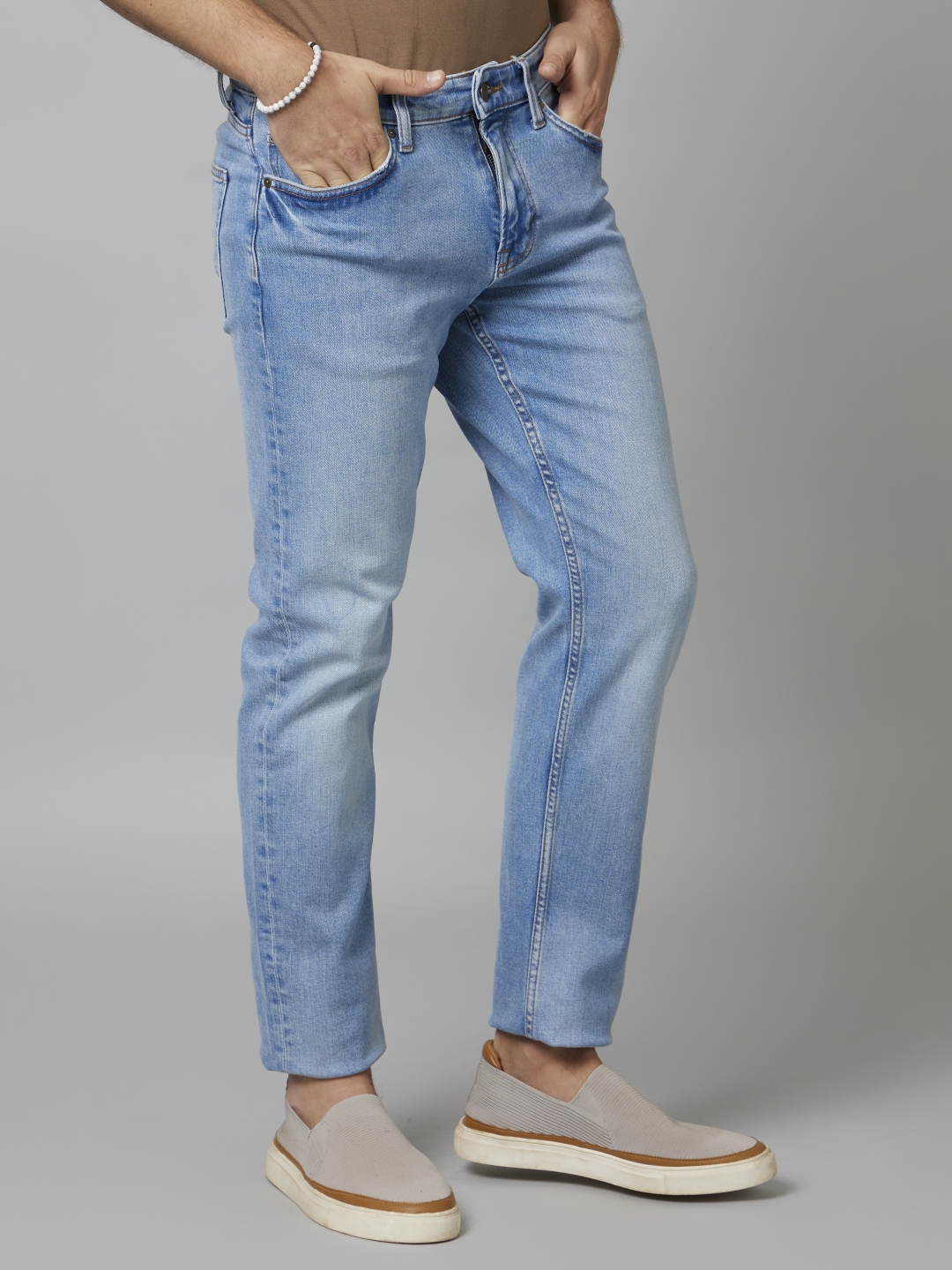 Men's Blue Cotton Blend Solid Regular Jeans