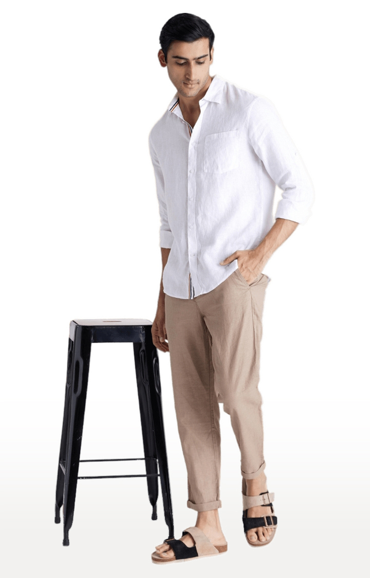 Men's Beige Blended Solid Trousers