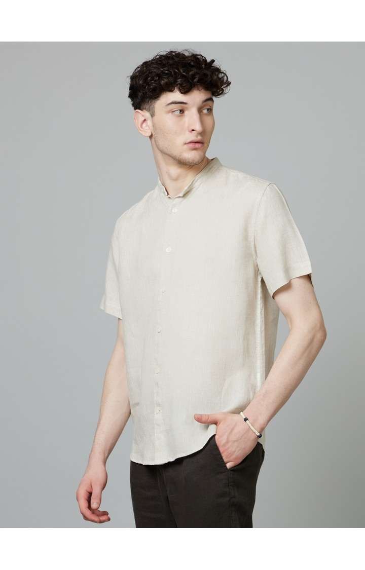 Men's Beige Solid Casual Shirts