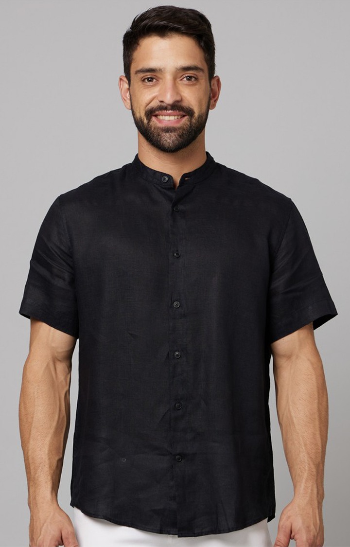 Men's Black Solid Casual Shirts
