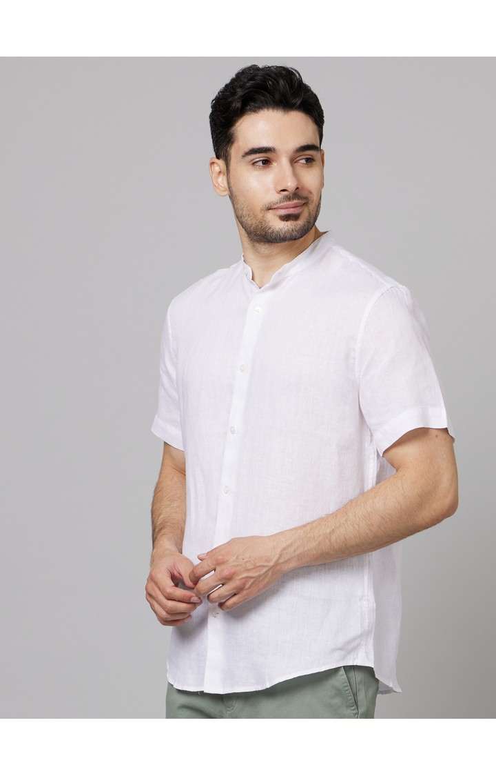 Men's White Solid Casual Shirts