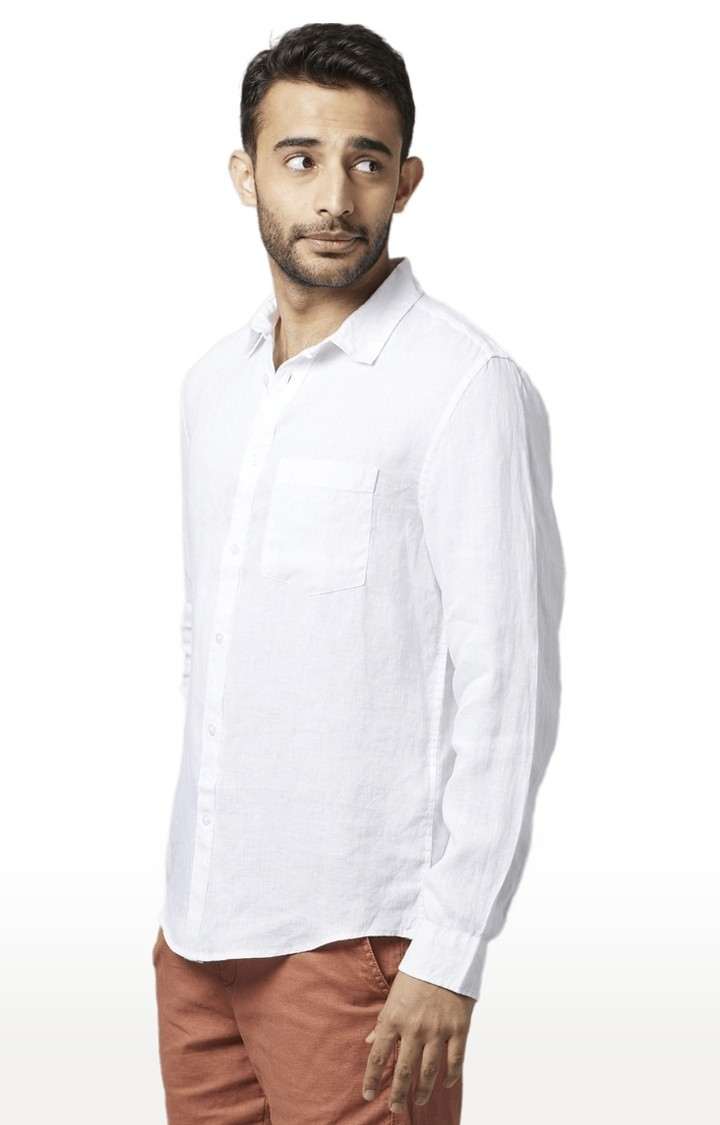 Men's White Solid Casual Shirts