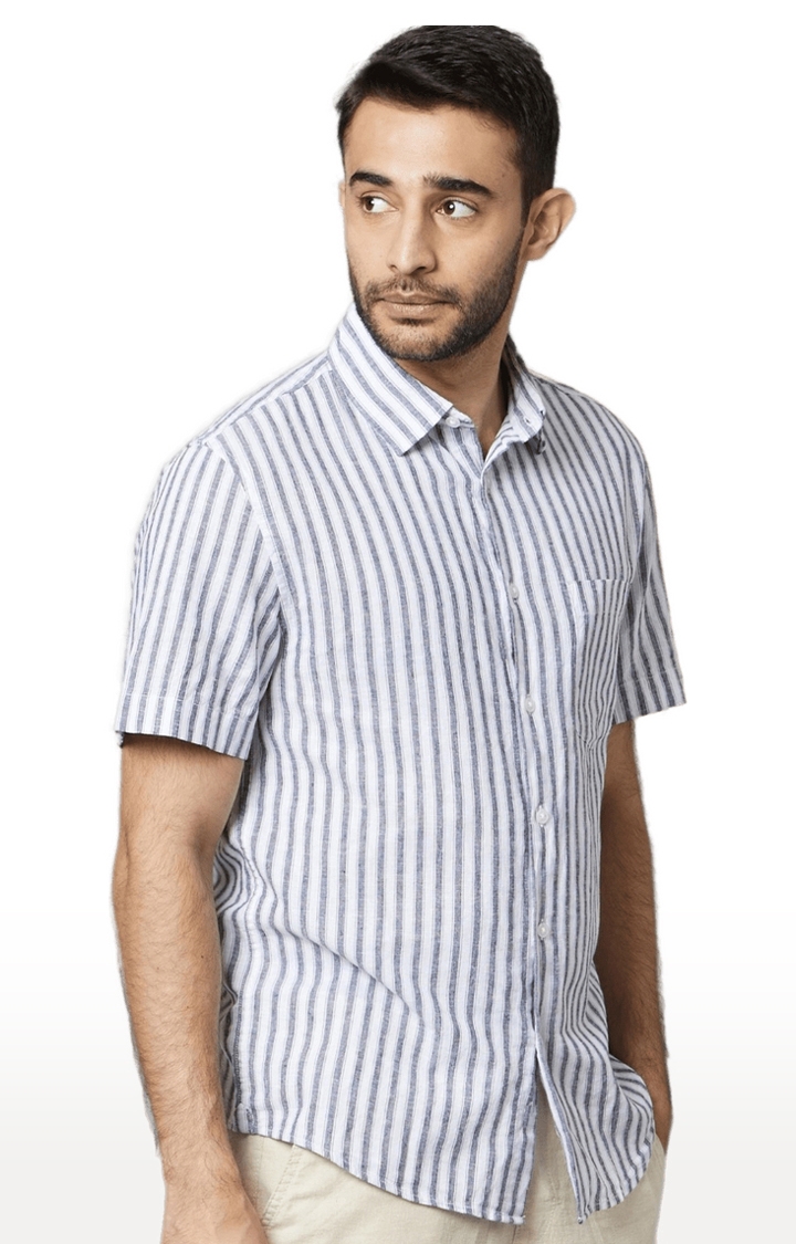 Men's White Striped Casual Shirts