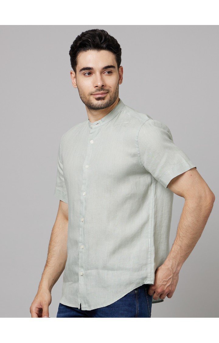 Men's Green Solid Casual Shirts