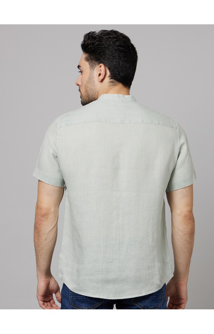 Men's Green Solid Casual Shirts