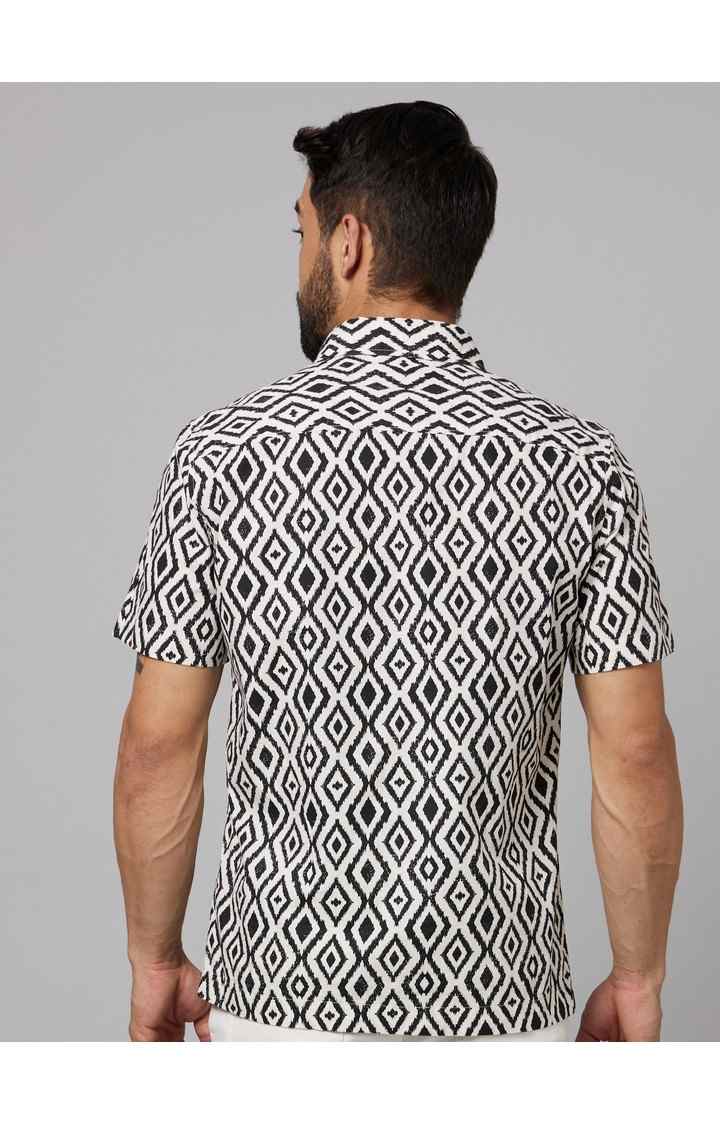 Men's White Geometrical Casual Shirts