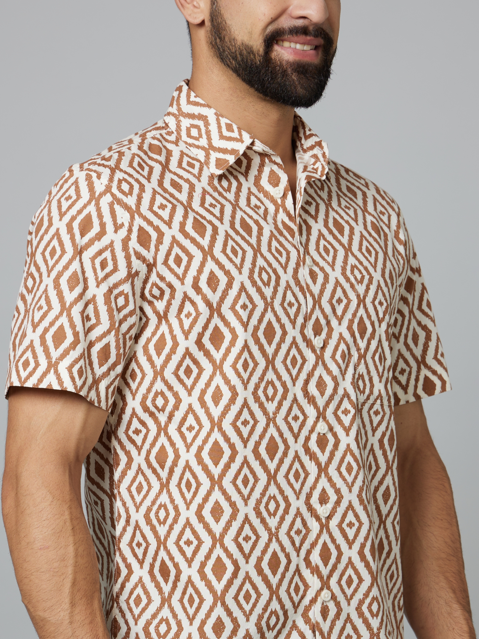Men's Brown Geometrical Casual Shirts
