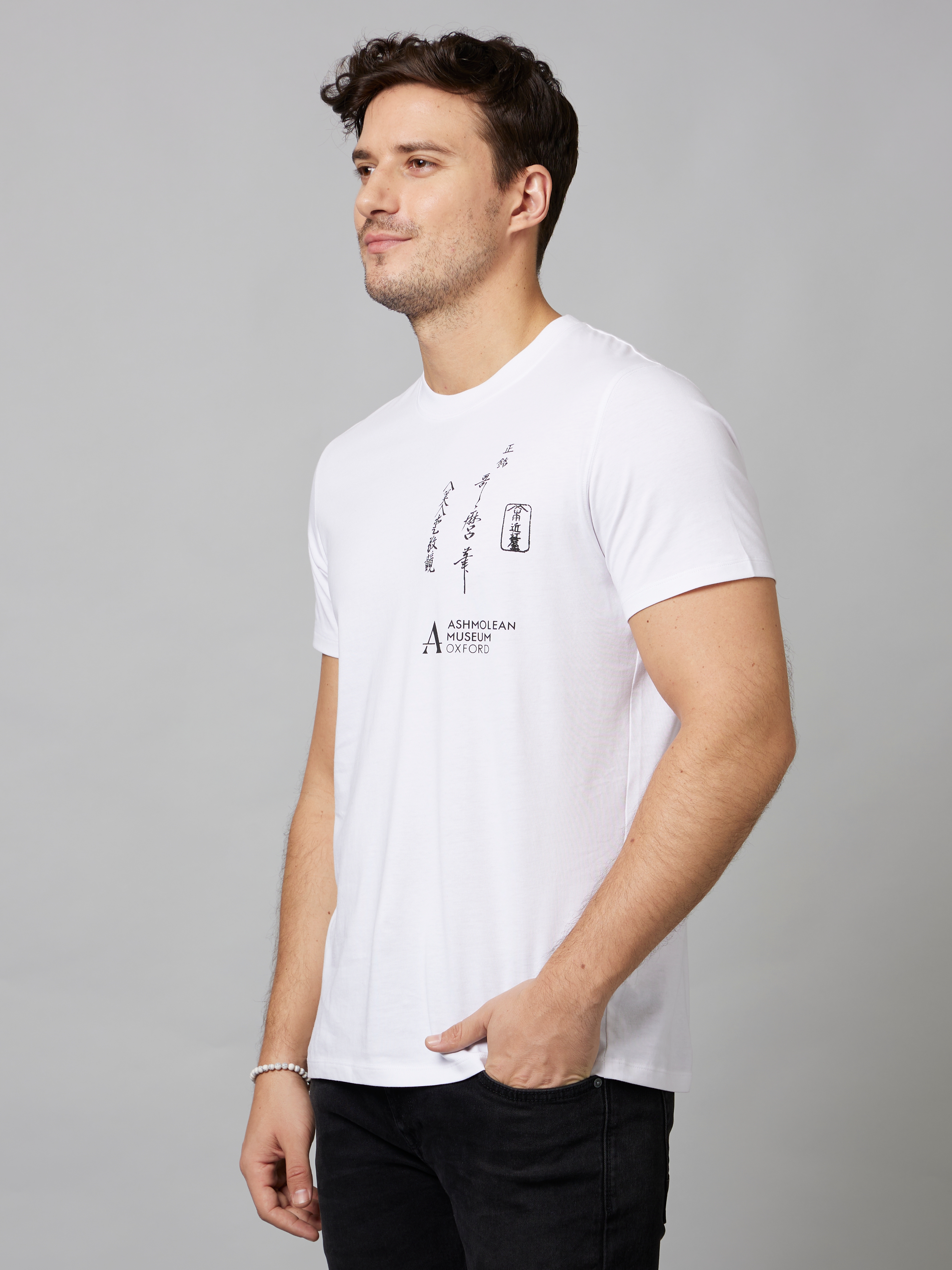 Men's White Graphics Regular T-Shirts