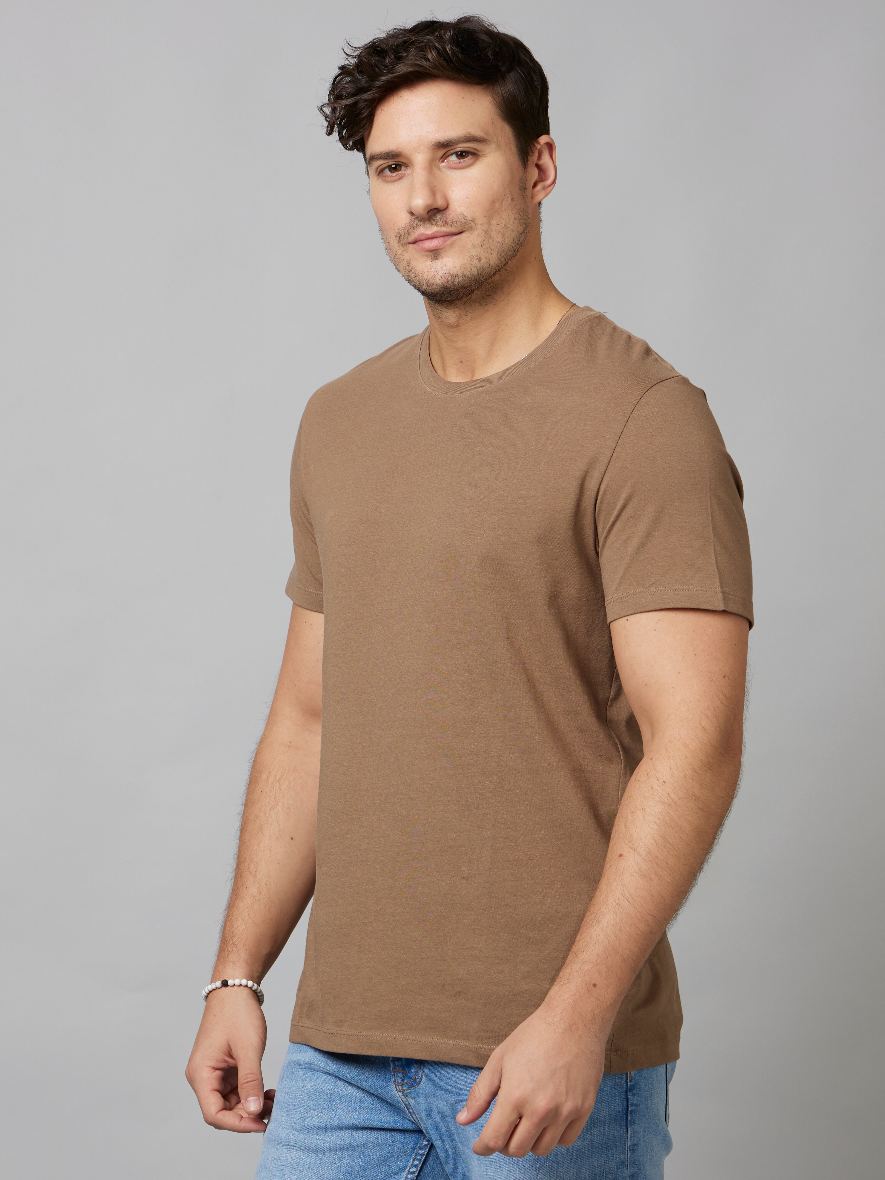 Men's Brown Solid Regular T-Shirts