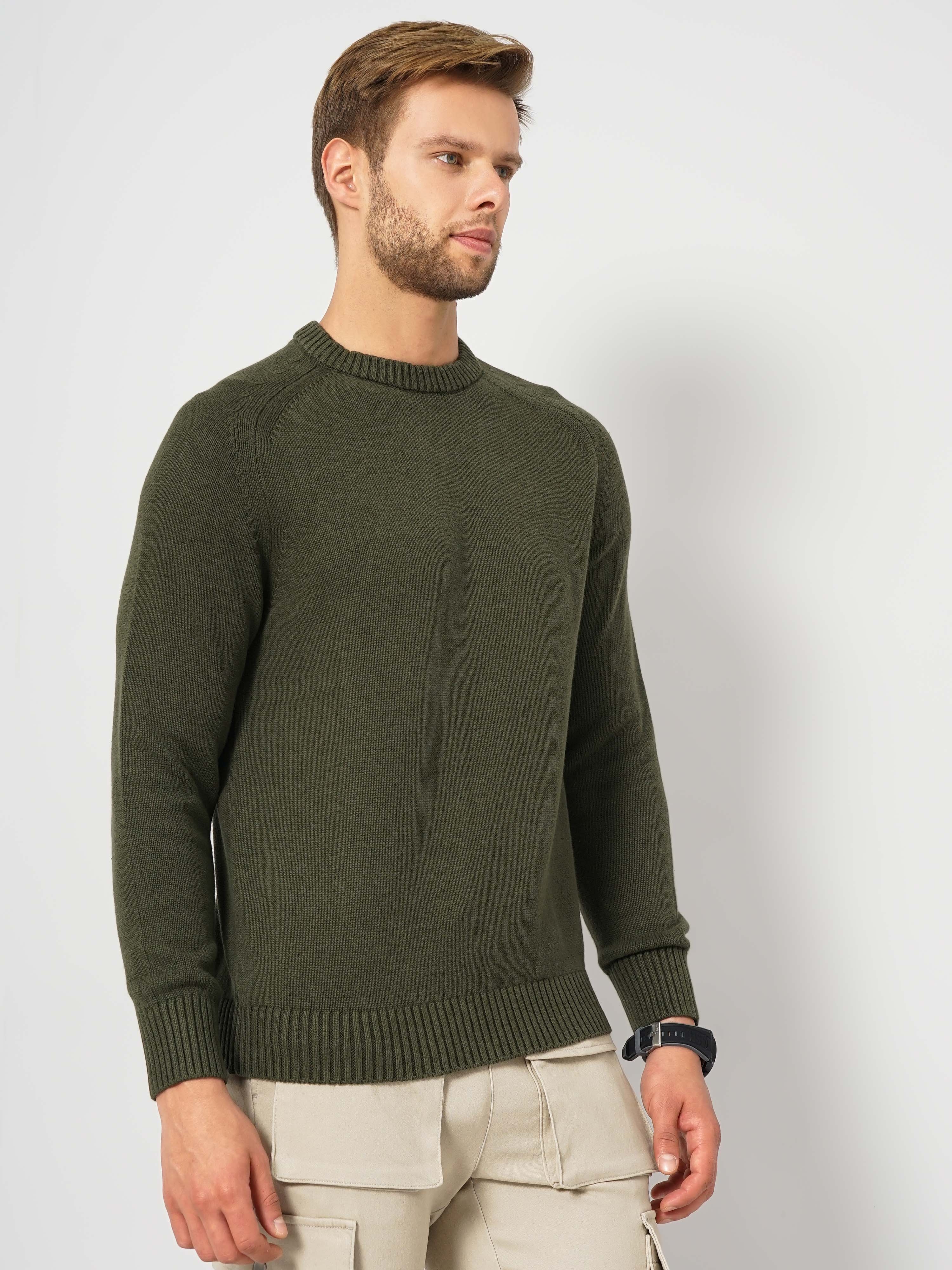 celio | Men's Green Solid Sweaters 2