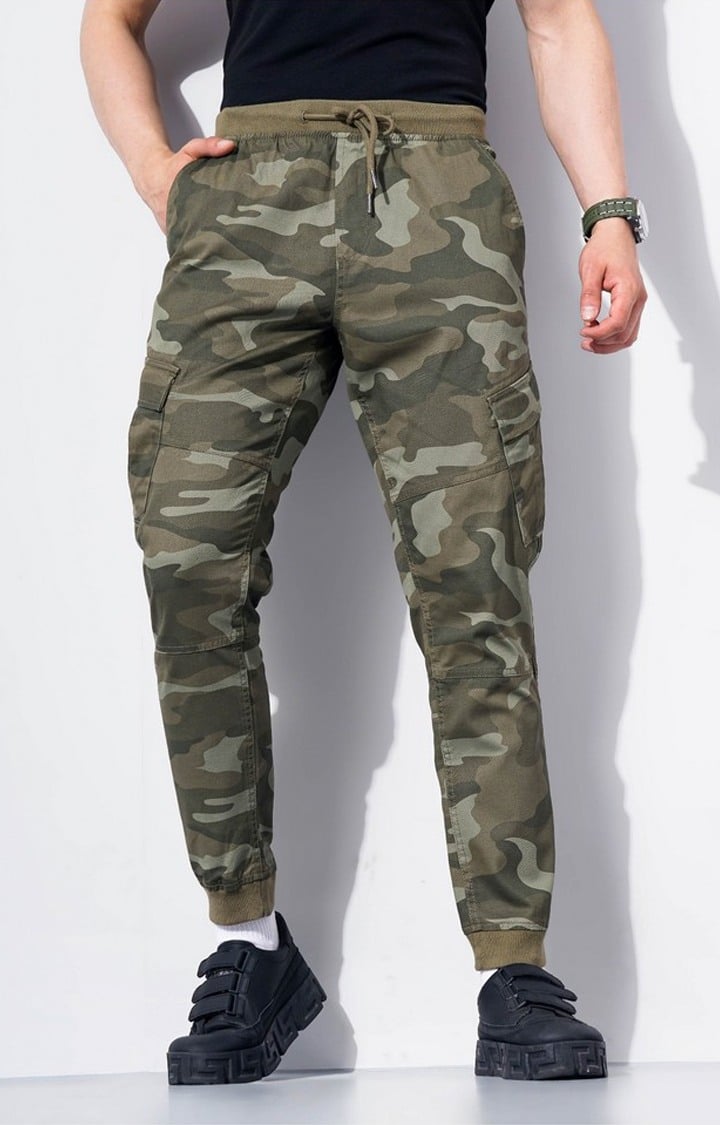 Men's Green Cotton Blend Camouflage Trousers