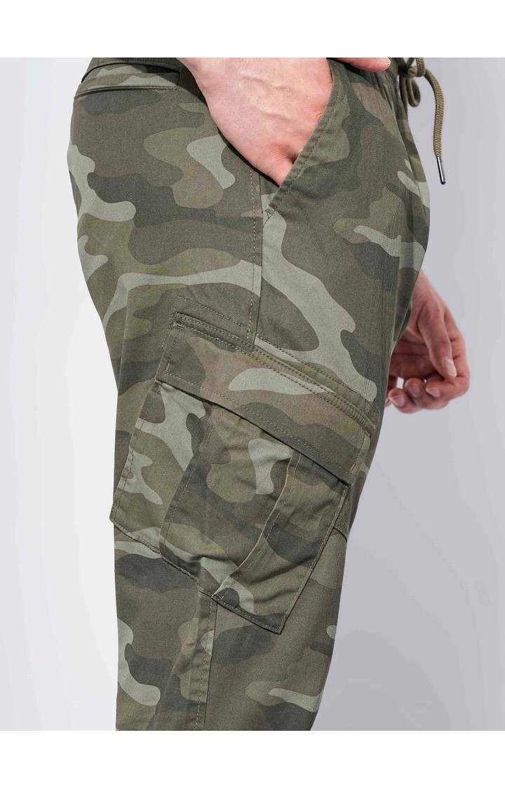 Men's Green Cotton Blend Camouflage Trousers