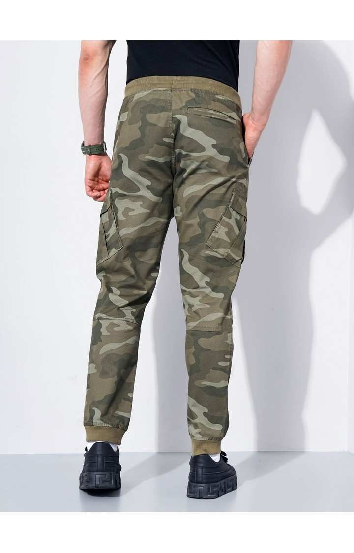 Men's Green Cotton Blend Camouflage Trousers