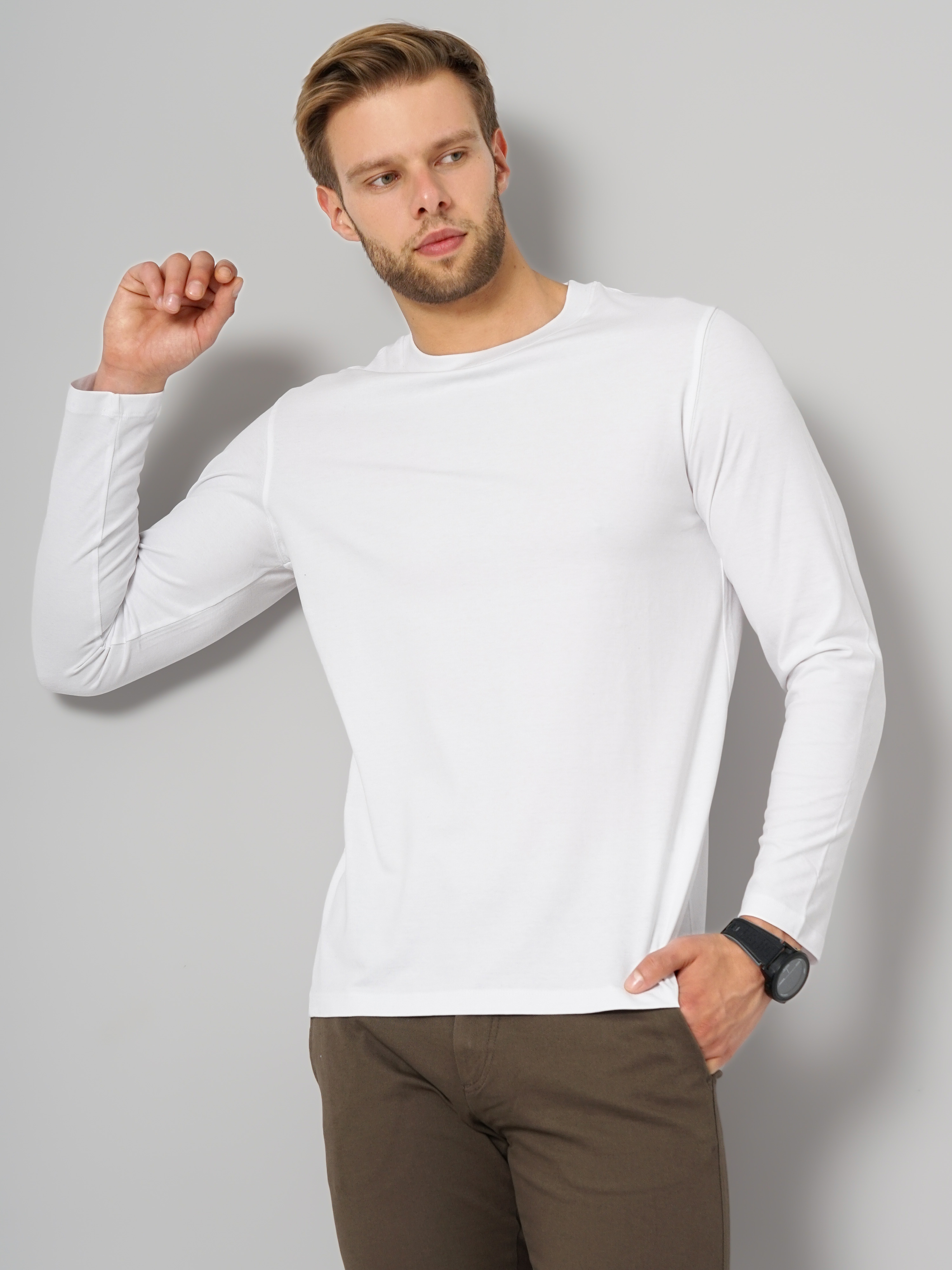 celio | Men's White Solid Sweatshirts