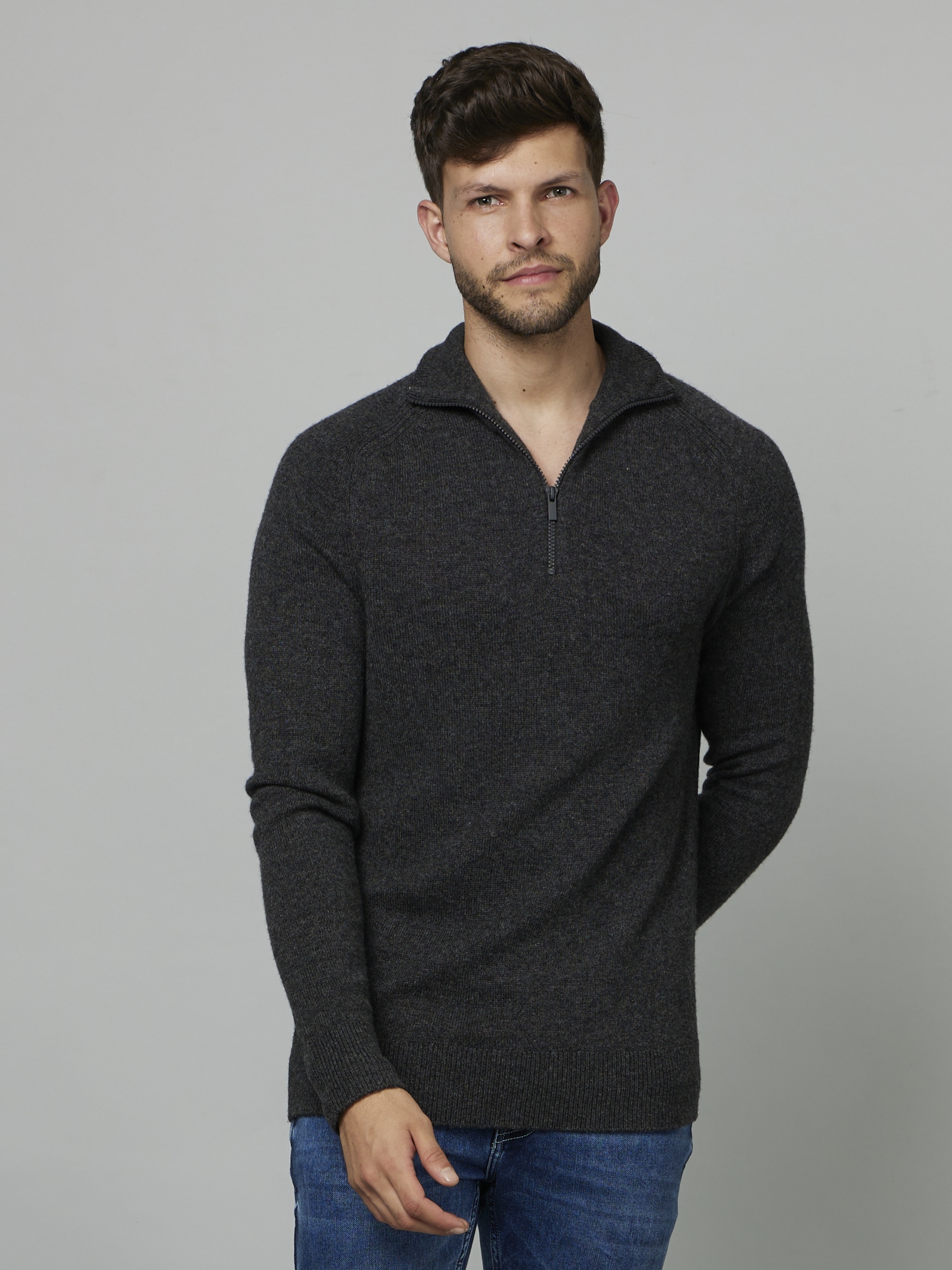 celio | Men's Grey Solid Sweaters 0