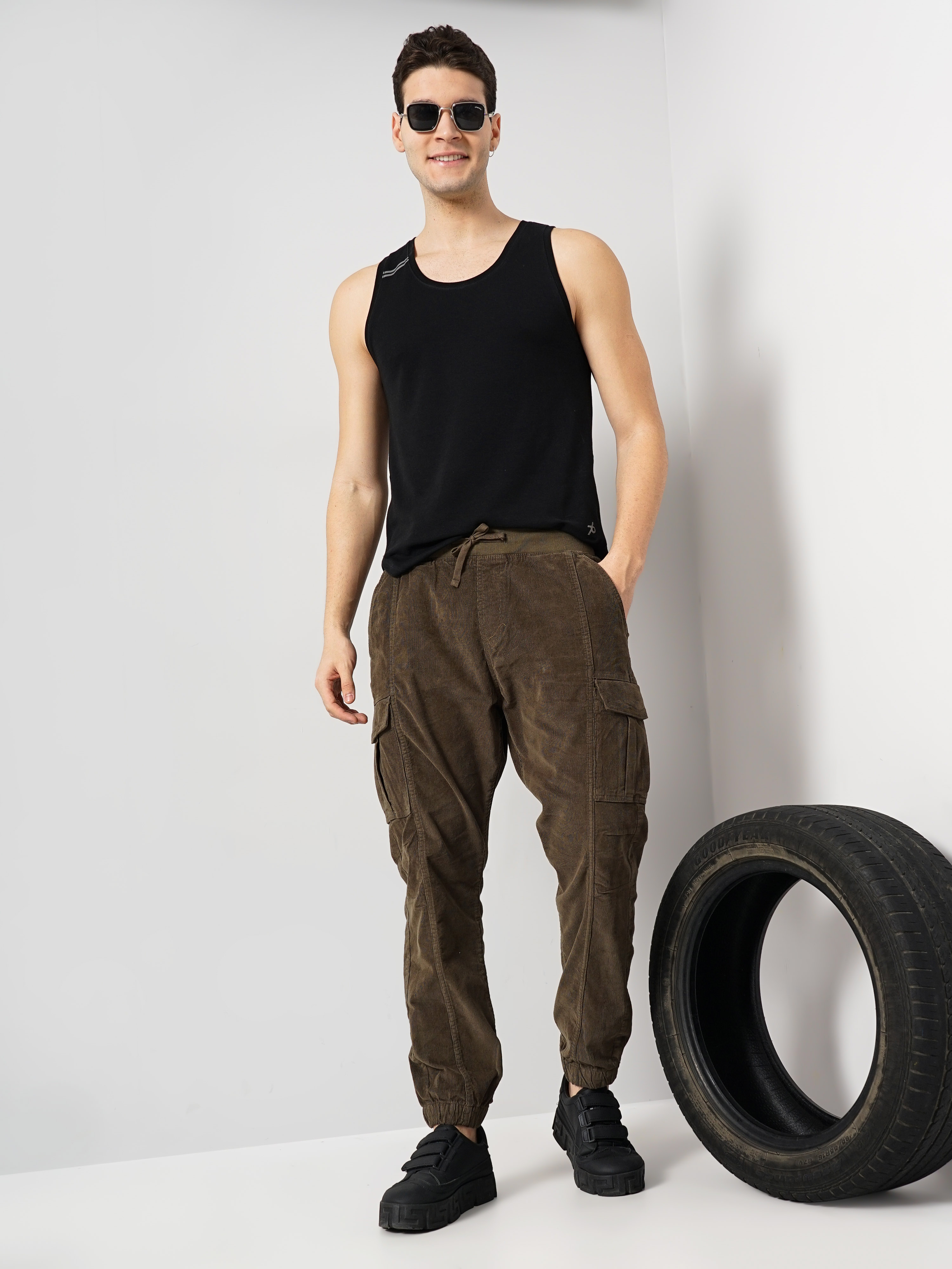 Celio Men's Solid Cargo Trousers