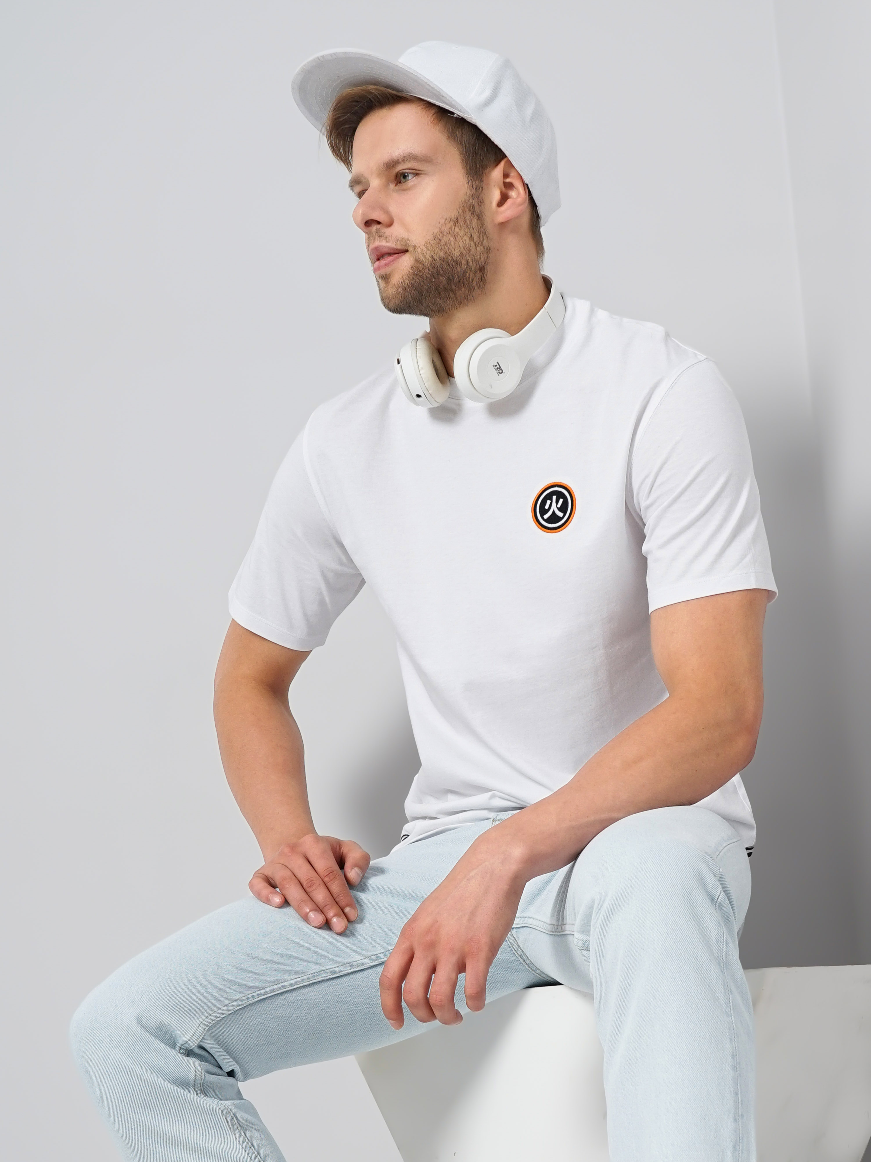 Men's White Printed Regular T-Shirts