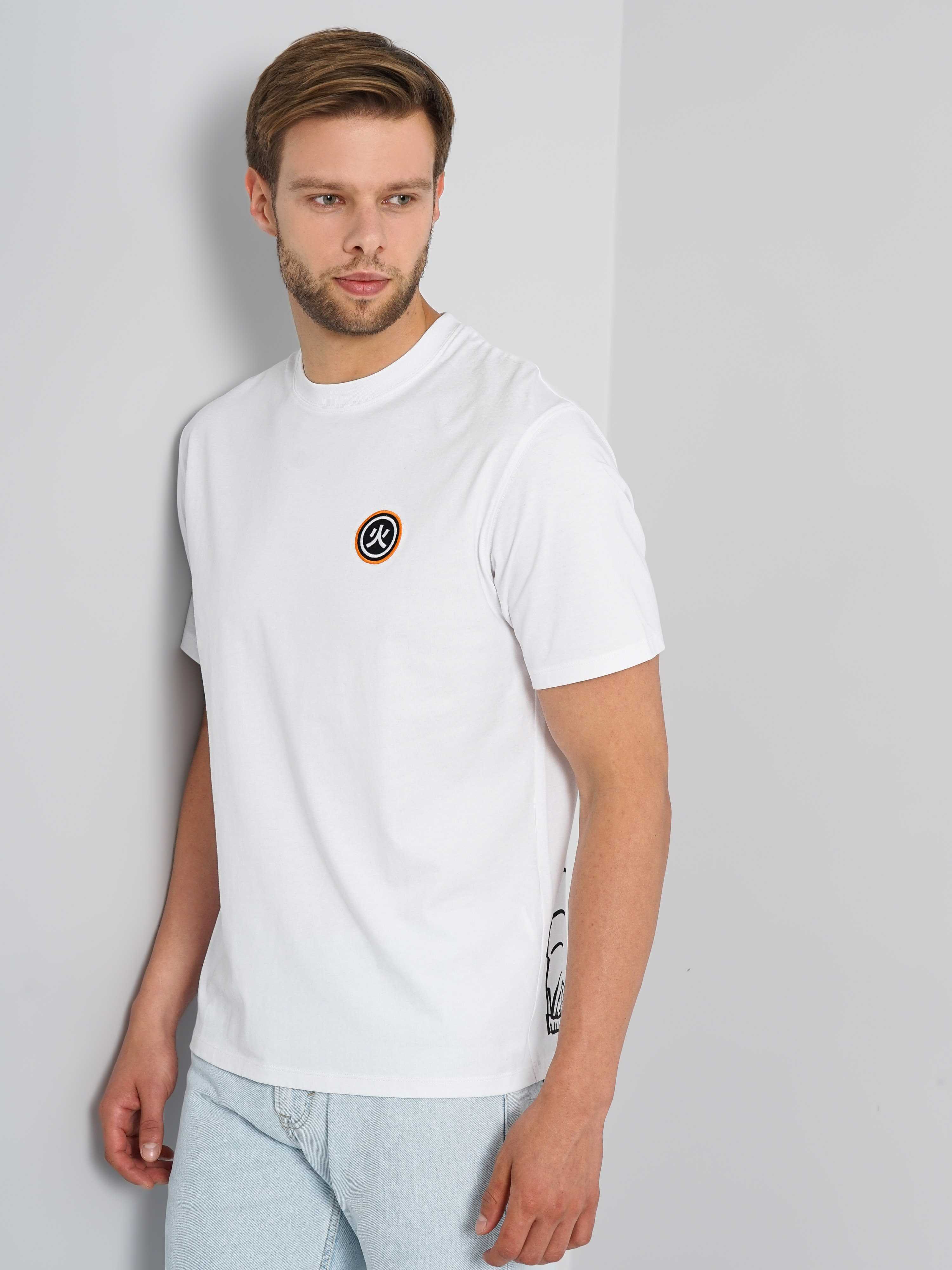 Men's White Printed Regular T-Shirts