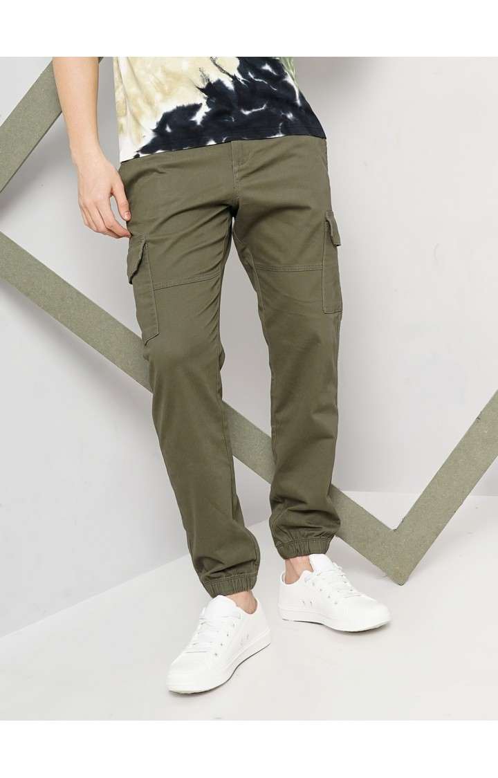 Celio Men Green Solid Loose Fit Cotton Cargo Casual Trousers