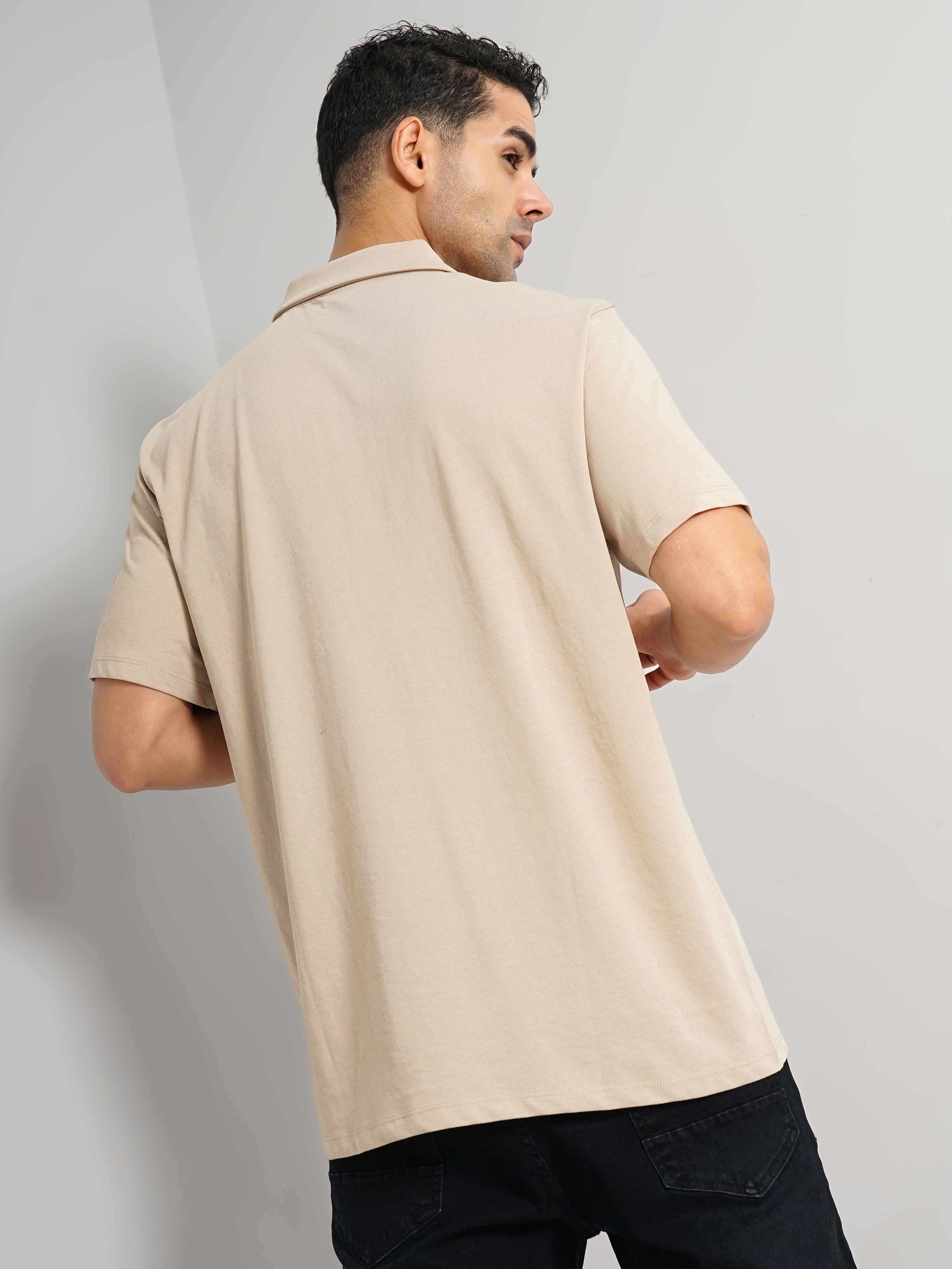 Celio Men Beige Solid Slim Fit Cotton Tshirts