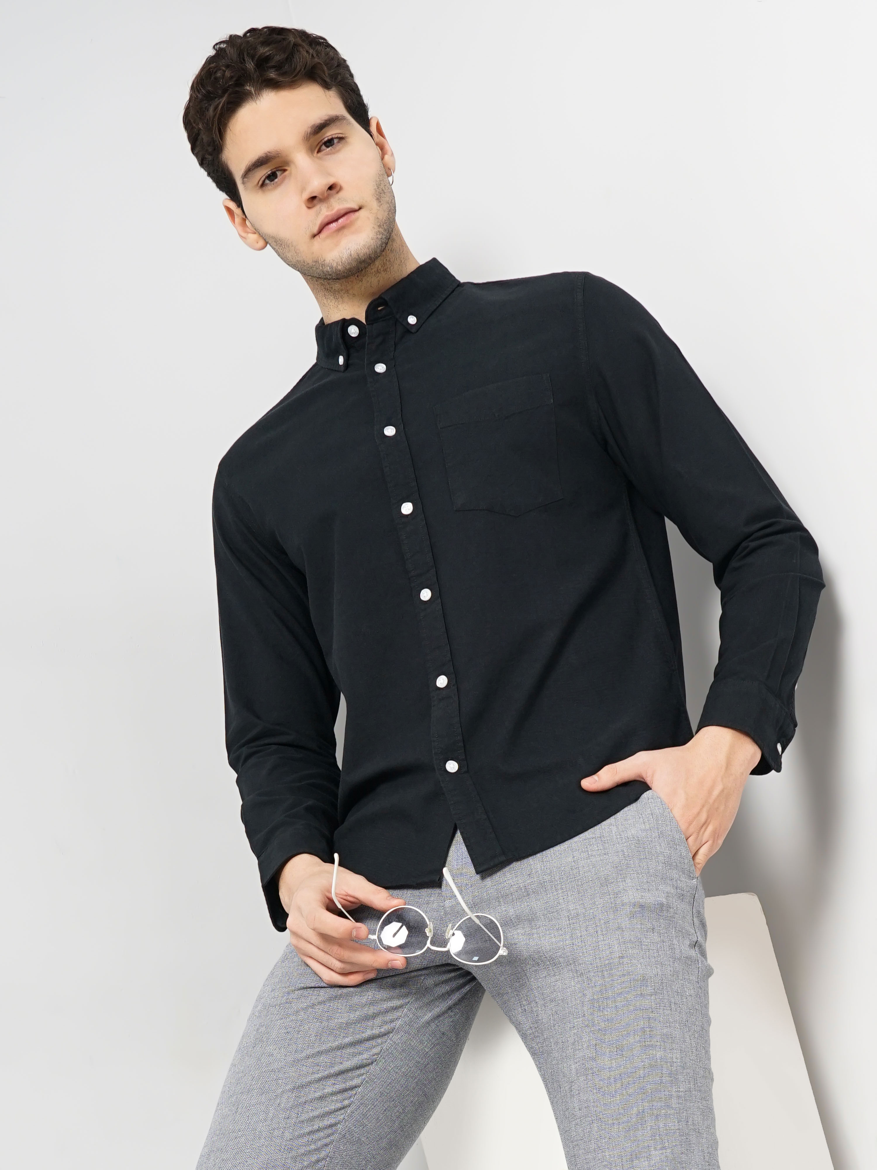 Celio Men Black Solid Regular Fit Cotton Hi Stake Social Oxford Casual Shirt